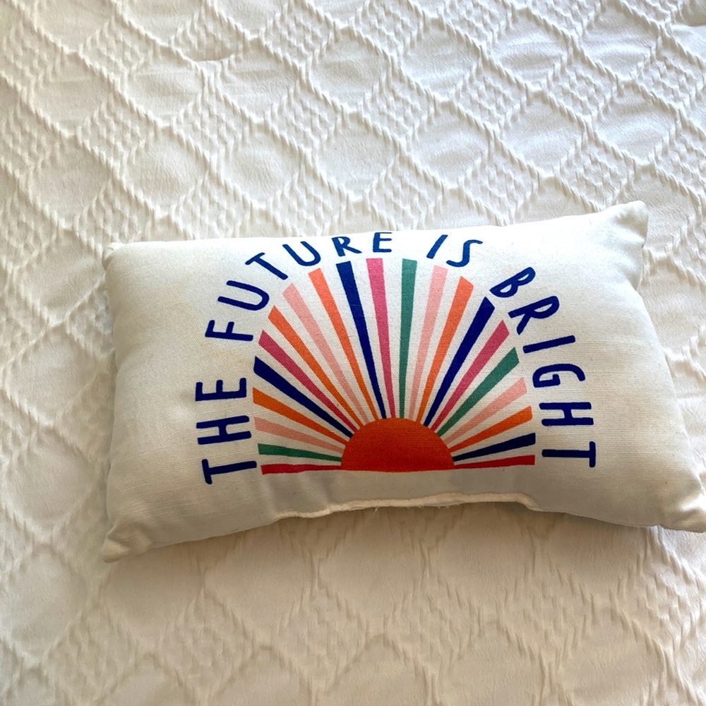 Target pillows - Picture 2 of 3